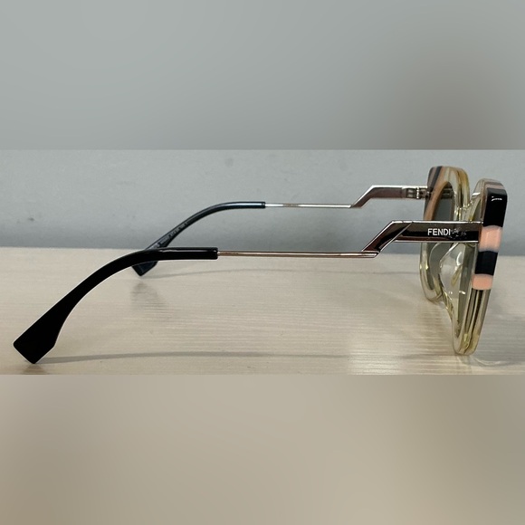 Fendi Women's Black and Cream Sunglasses - Picture 4 of 6